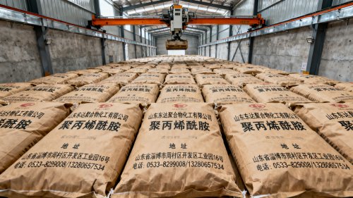 高含量PAM产品装车准备